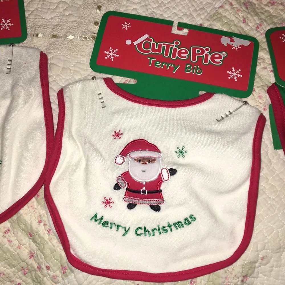 Set of 6 Baby Bibs and Burp Cloth